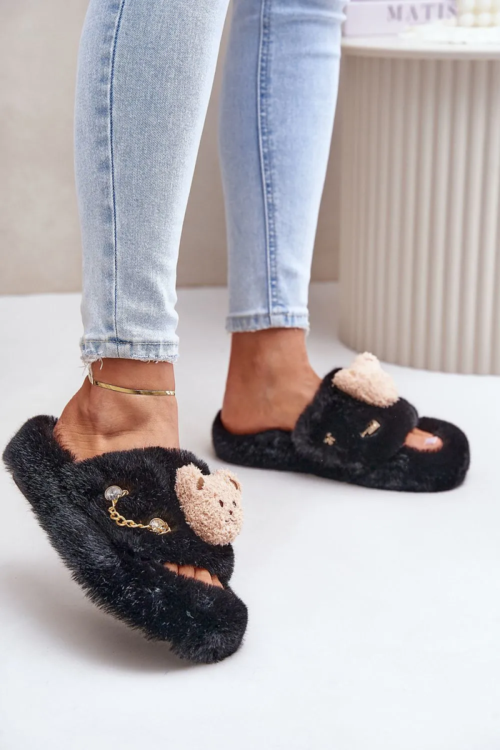 TEEK - Bear Head Slippers