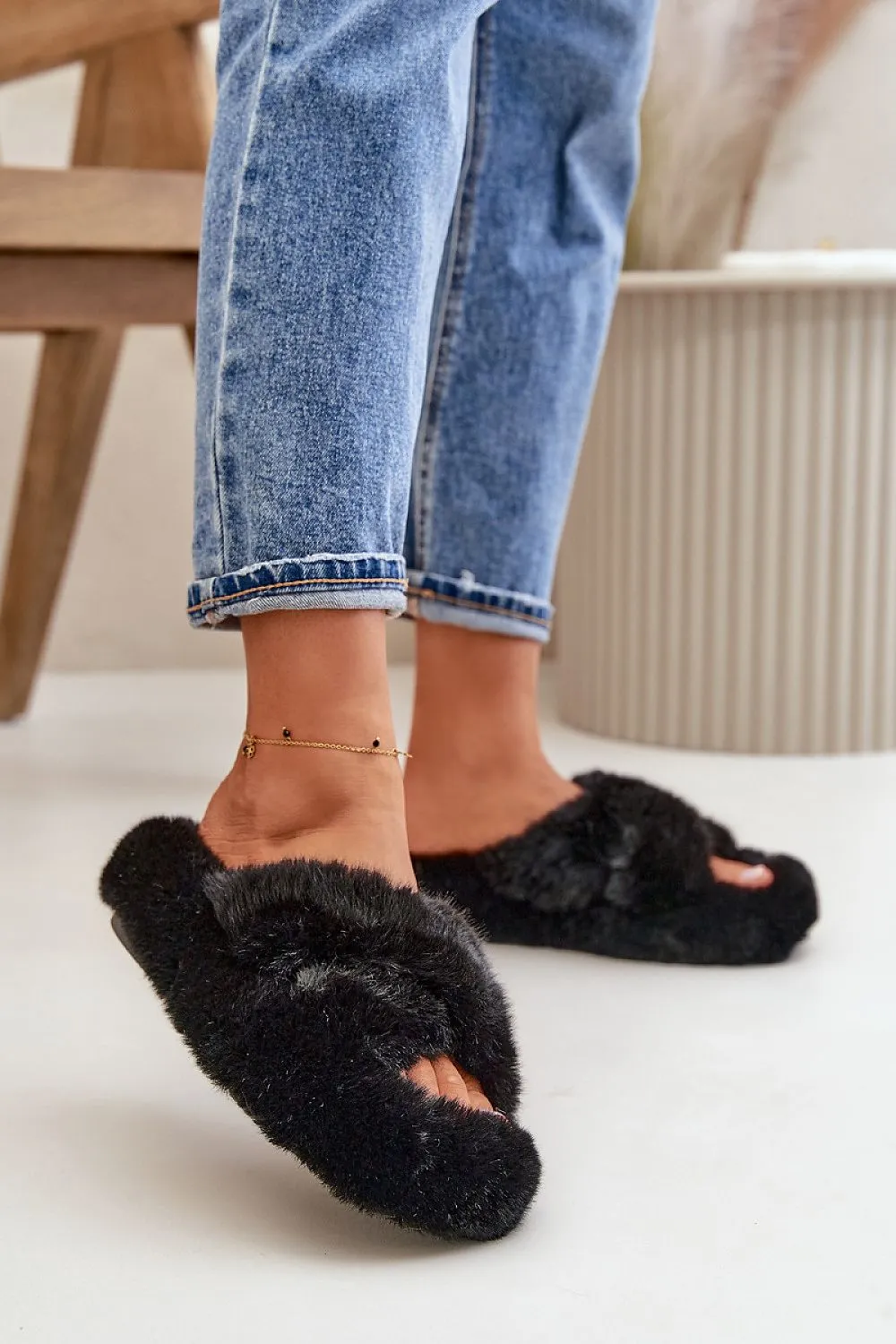 TEEK - Fluffed Up Crossed Comfort Slippers